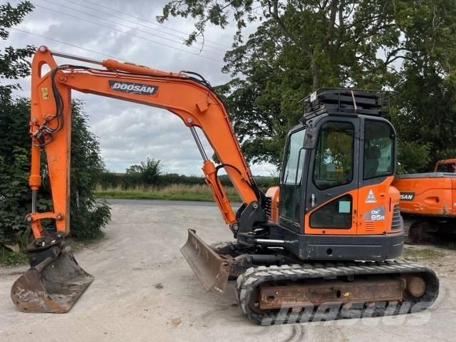 Doosan DX 85 R-3 Mini pelle 7t-12t