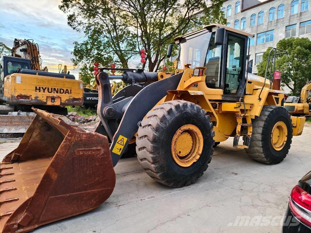 Volvo L 120 Chargeuse sur pneus