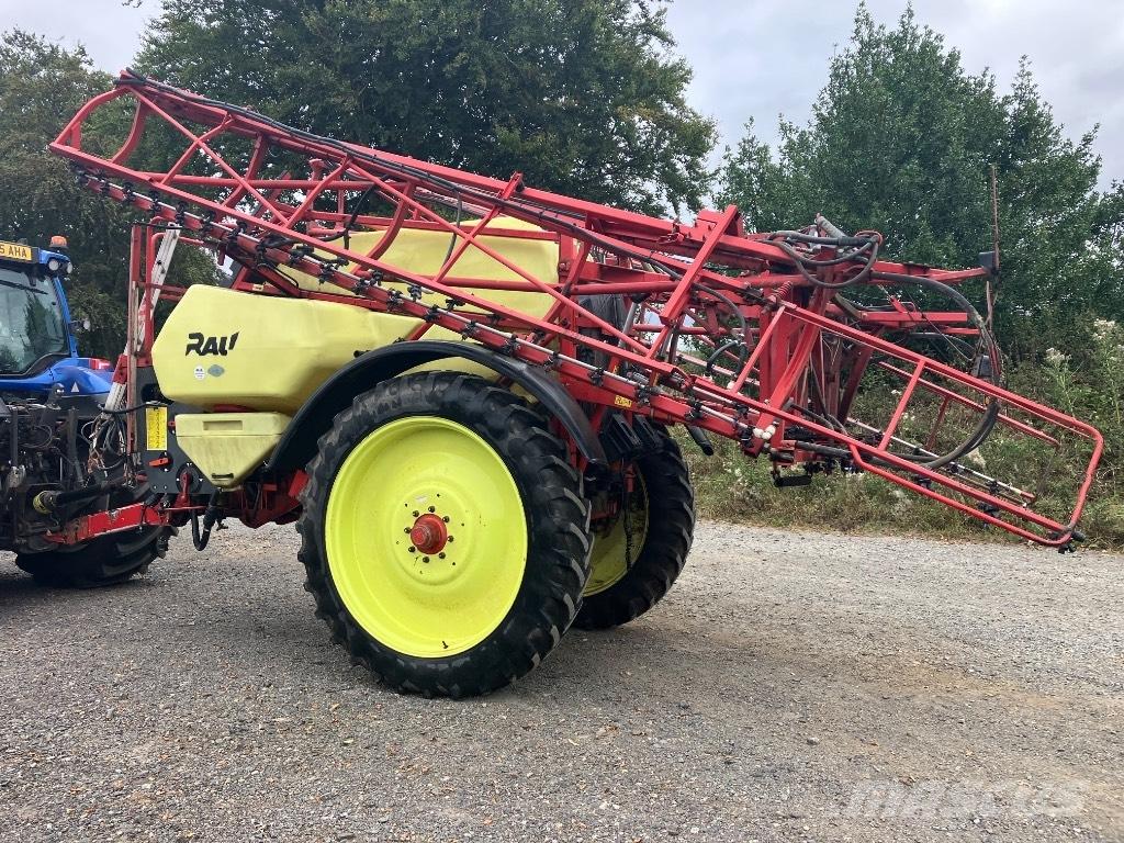 Rau Trailed Sprayer Pulvérisateurs traînés