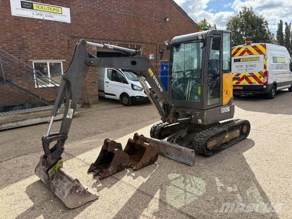 Volvo ECR 25 D Mini pelle < 7t