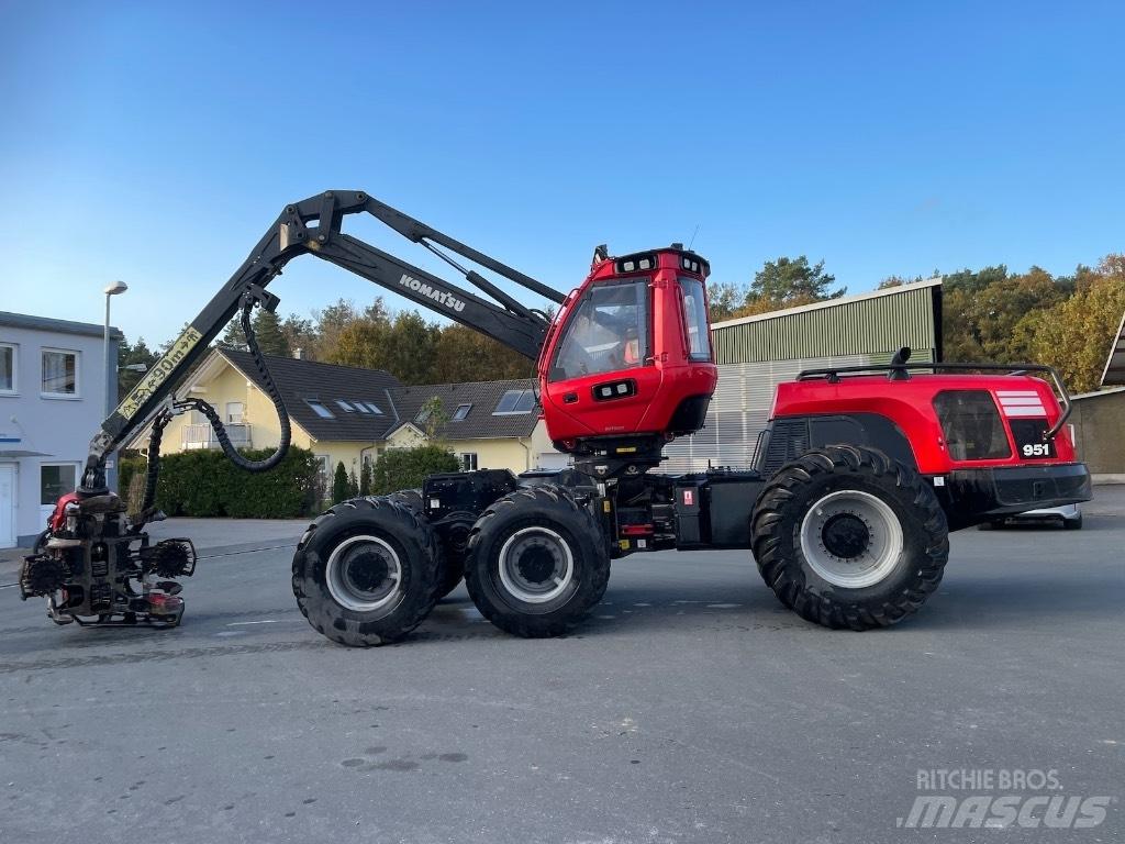 Komatsu 951 Abatteuse