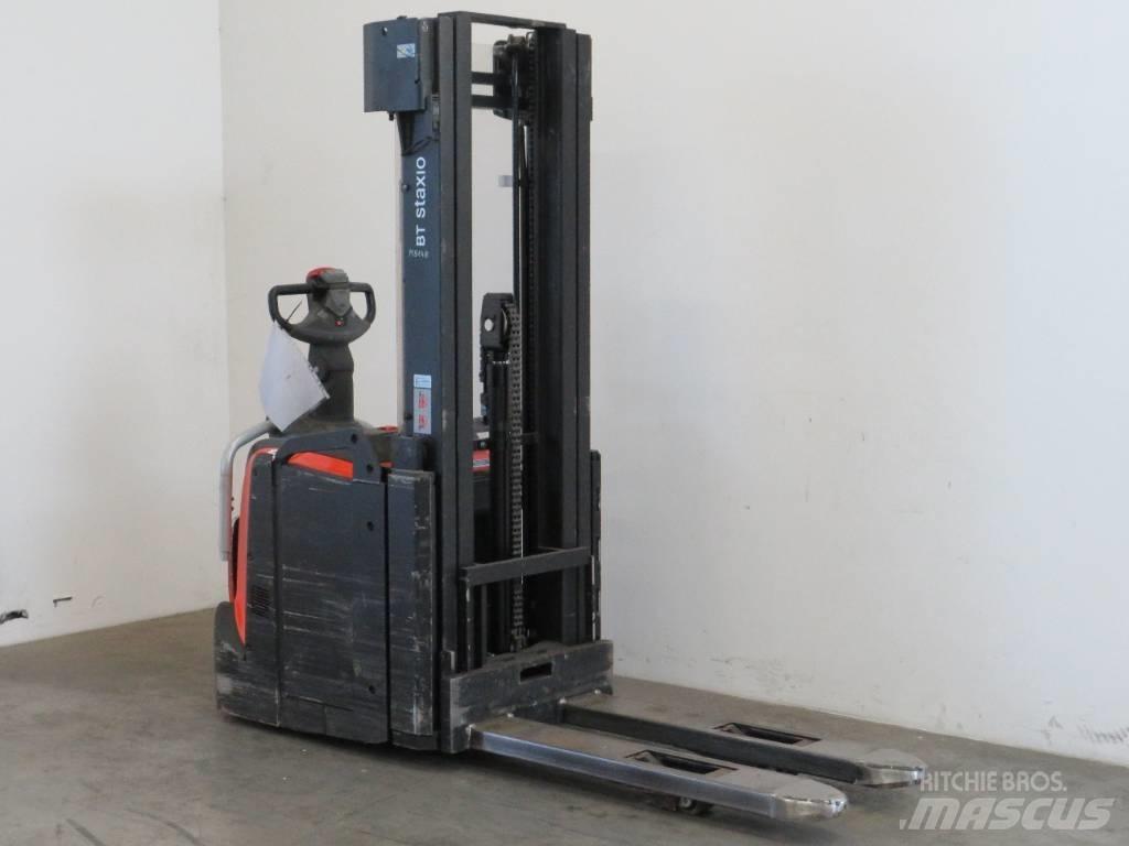 BT SPE 160 L Gerbeur accompagnant