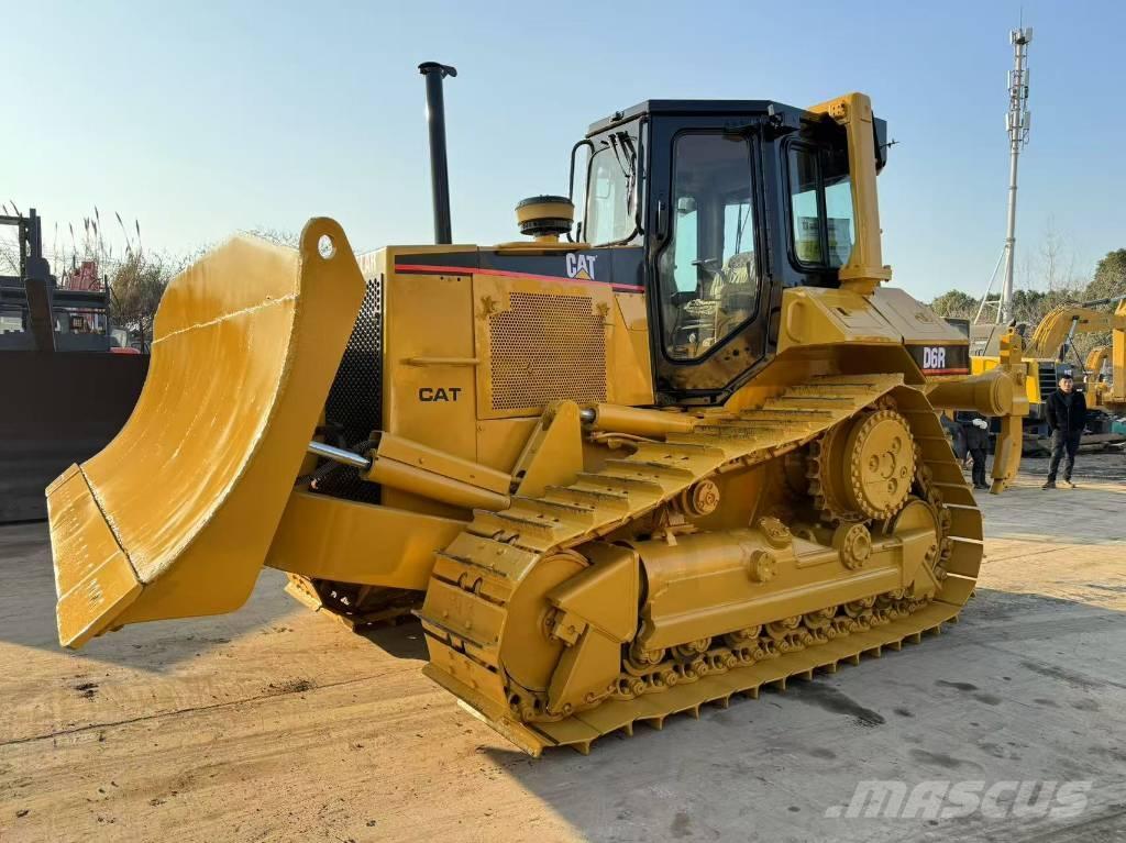 CAT D6 R Bouteurs sur chenilles