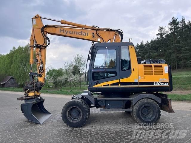 Hyundai Robex 140 W Pelle sur pneus