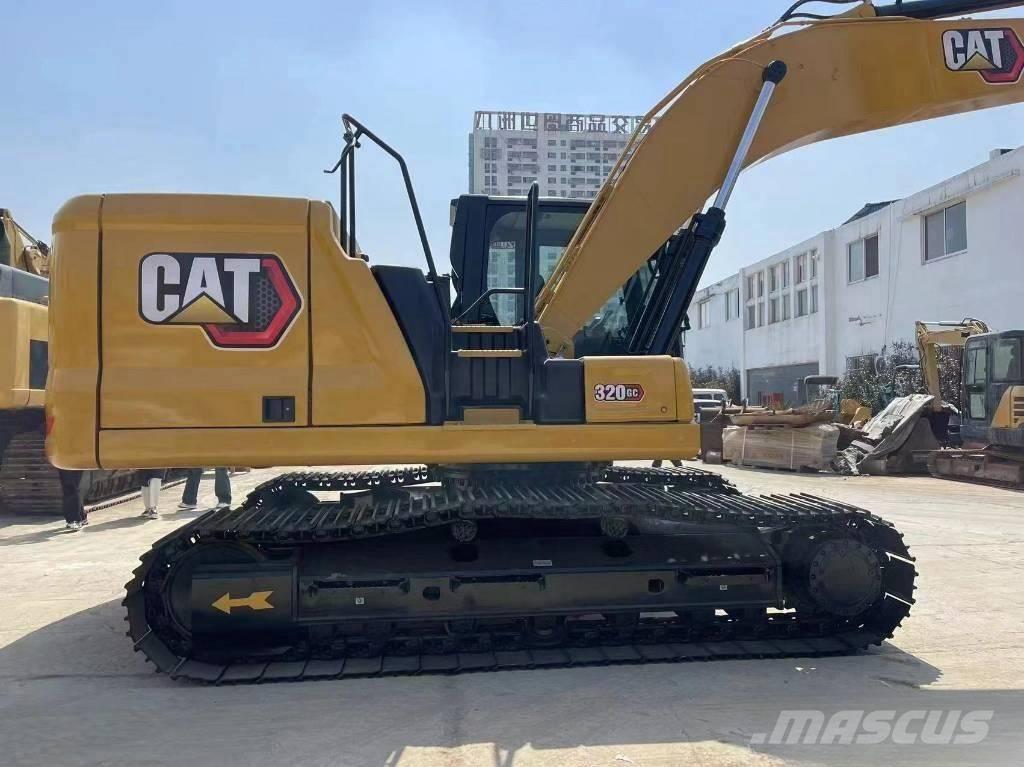 CAT 320GC Pelle sur chenilles