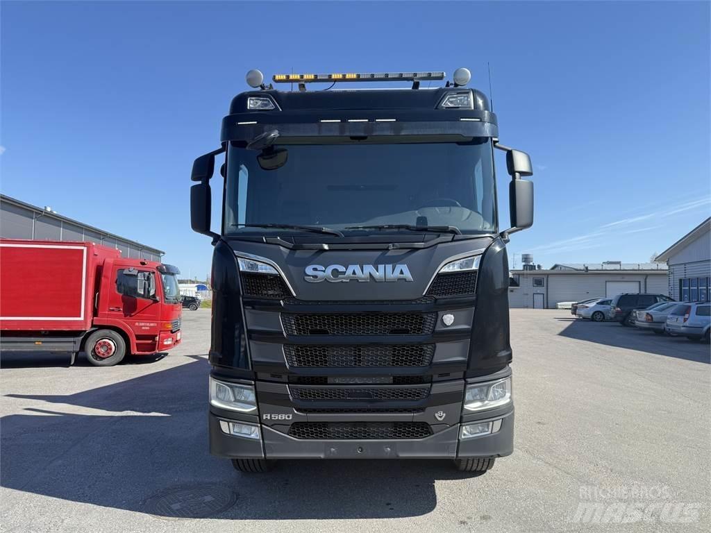Scania R580 8X4 Camion benne