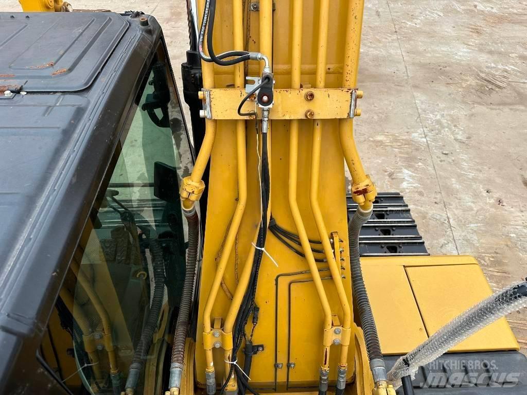 CAT 323GC Pelle sur chenilles