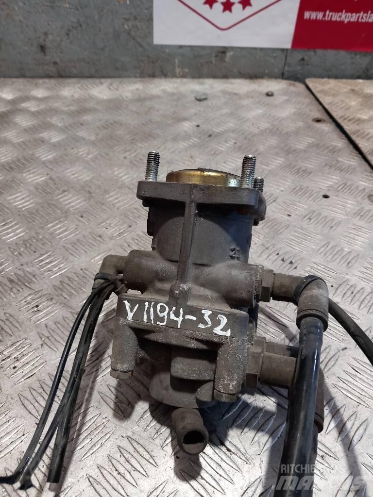 Volvo FH 12  1628491 Freins