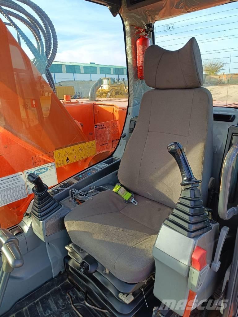 Doosan DX 235 LCR Pelle sur chenilles