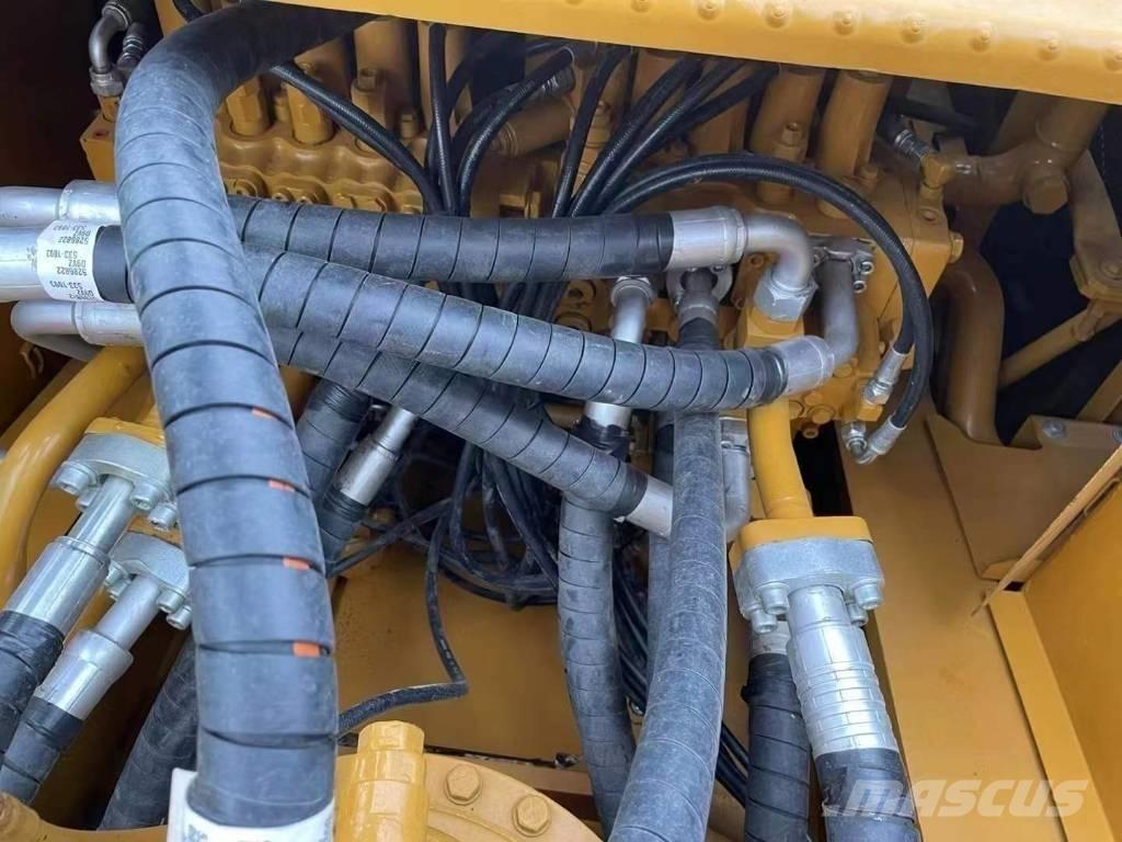 CAT 330 D Pelle sur chenilles