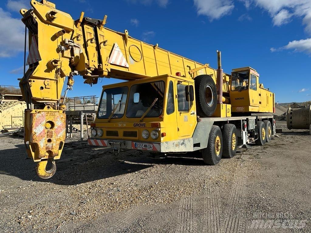 Grove TM 750 E Grue sur chenilles