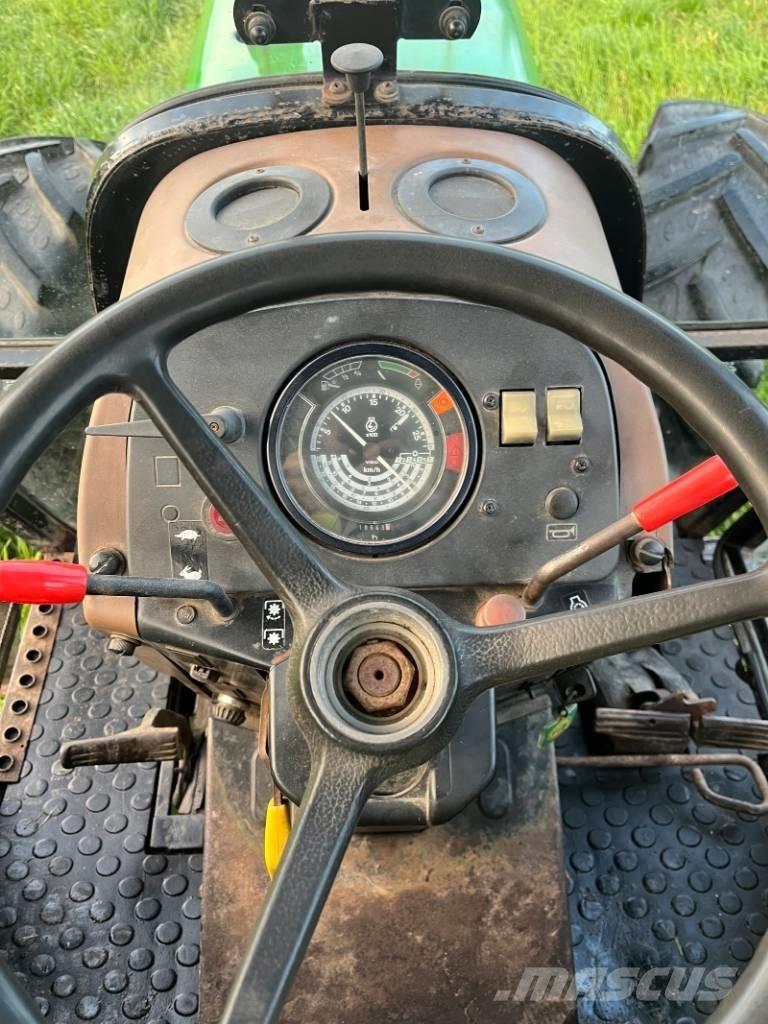John Deere 1950 Tracteur