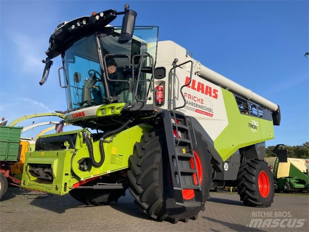 CLAAS Trion 730 Moissonneuse batteuse