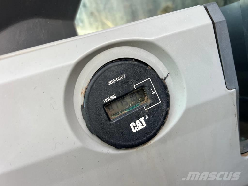 CAT 390 F L Pelle sur chenilles