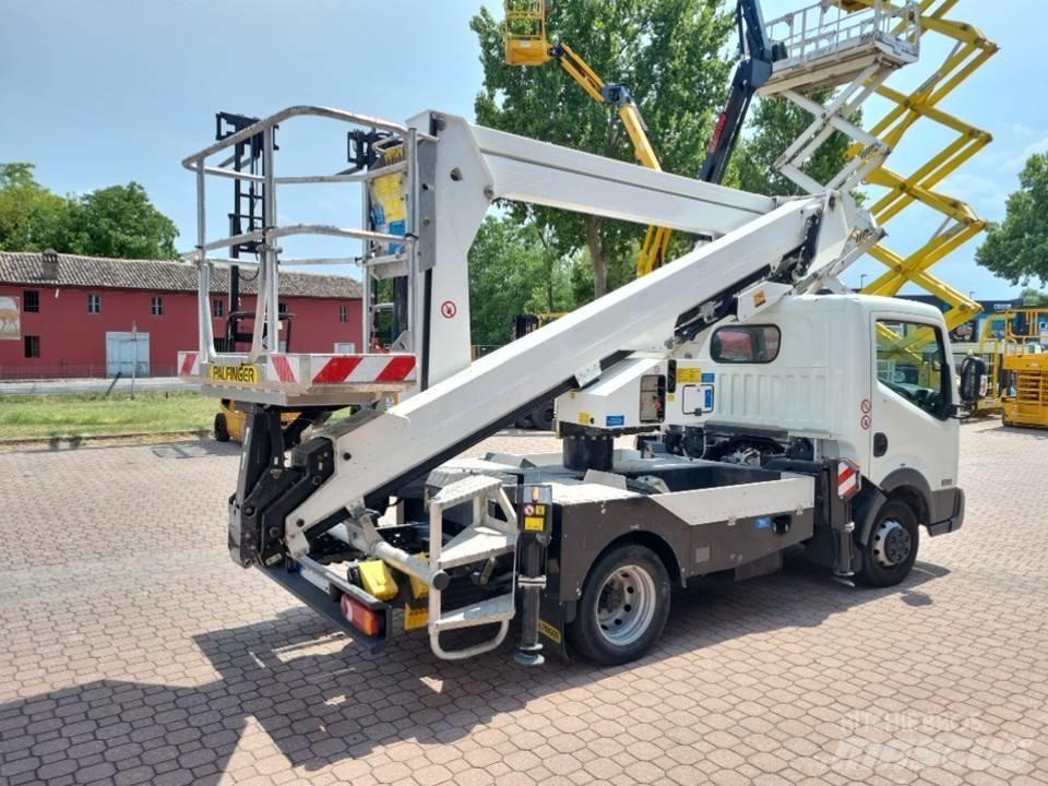 Palfinger P 240 AXE Camion nacelle