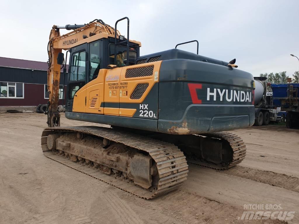 Hyundai HX 220 L Pelle sur chenilles