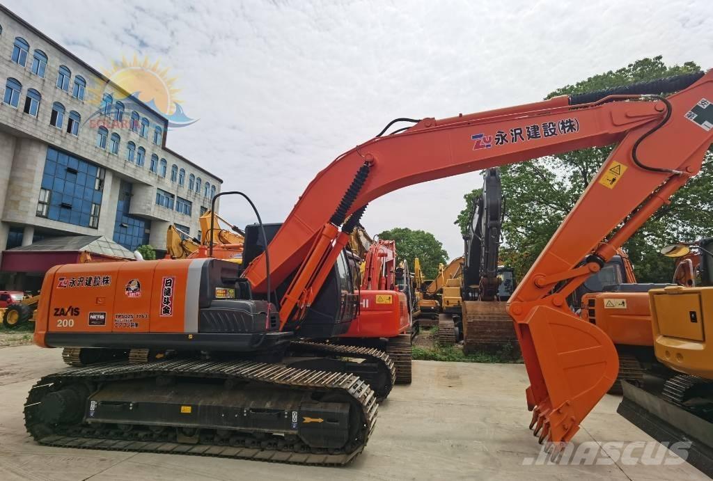 Hitachi ZX 200 Pelle sur chenilles