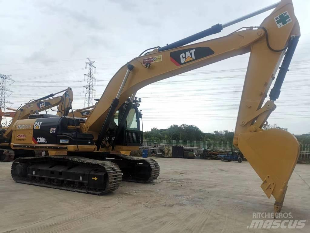 CAT 330 D Pelle sur chenilles