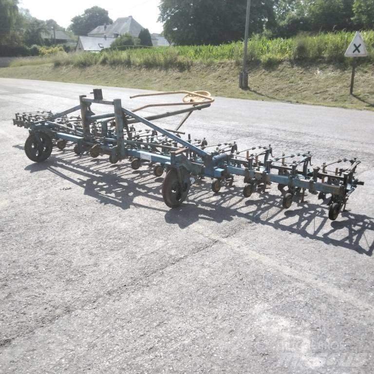  DELFOSSE 12 RANGS Autres outils de préparation du sol