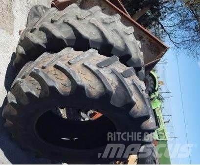  Pneus 480/70R30 Pneus, roues et jantes