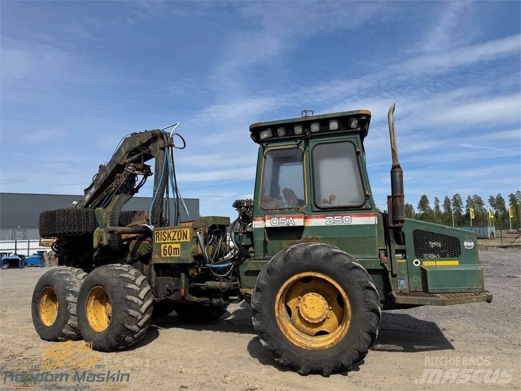Ösa 250/706 Abatteuse