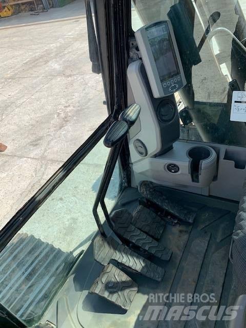 CAT 349 FL Pelle sur chenilles