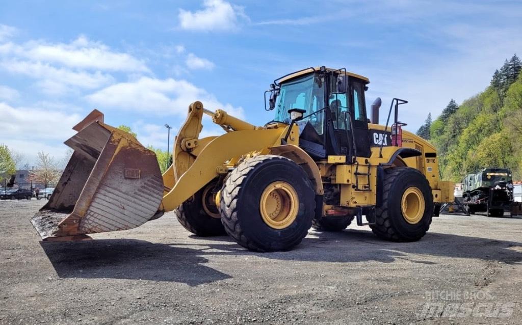 CAT 966 H Chargeuse sur pneus