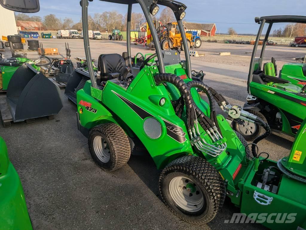 Avant 423 Chargeuse compacte