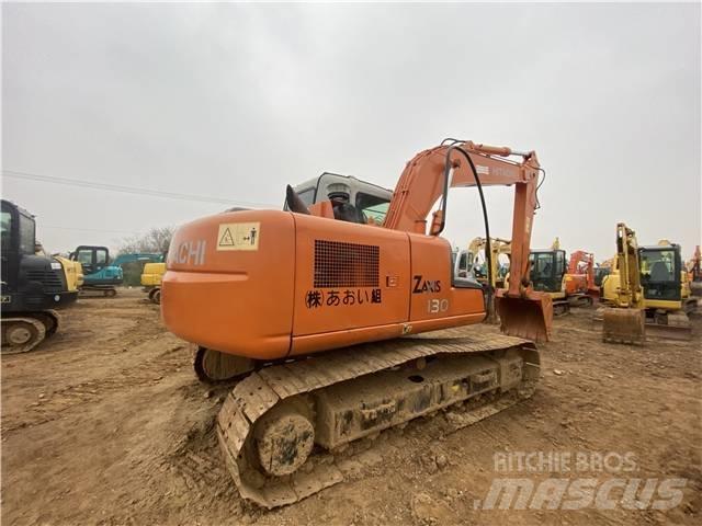 Hitachi ZX 130 Pelle sur chenilles
