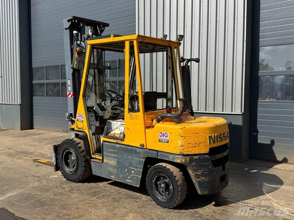 Nissan WGF03A45U Autres Chariots élévateurs