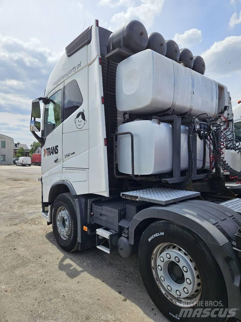 Volvo FH16 750KM 8x4 Tracteur routier