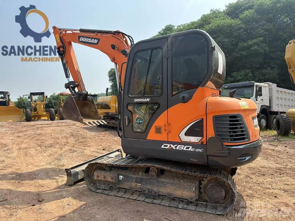 Doosan DX 60 Mini pelle < 7t