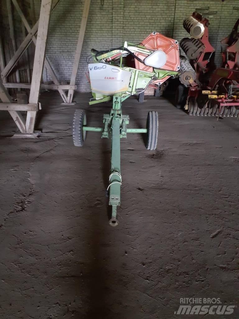 CLAAS Lexion 650 Moissonneuse batteuse