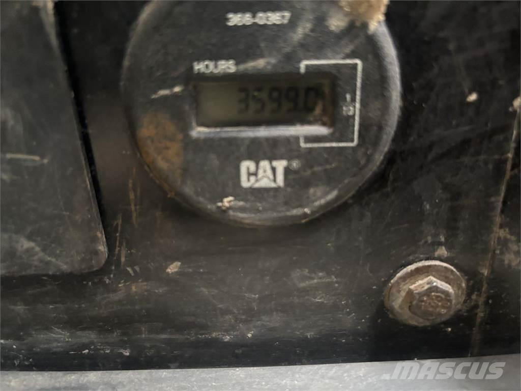 CAT 308E2CR Pelle sur pneus