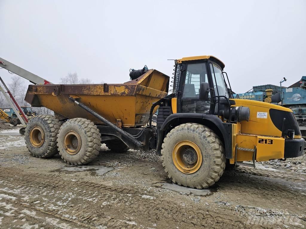 JCB 722 Tombereau articulé
