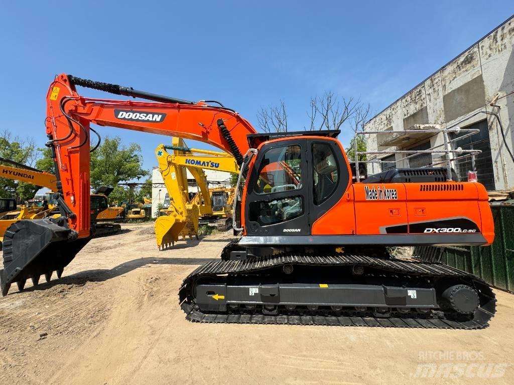Doosan DX 300 LC-9S Pelle sur chenilles