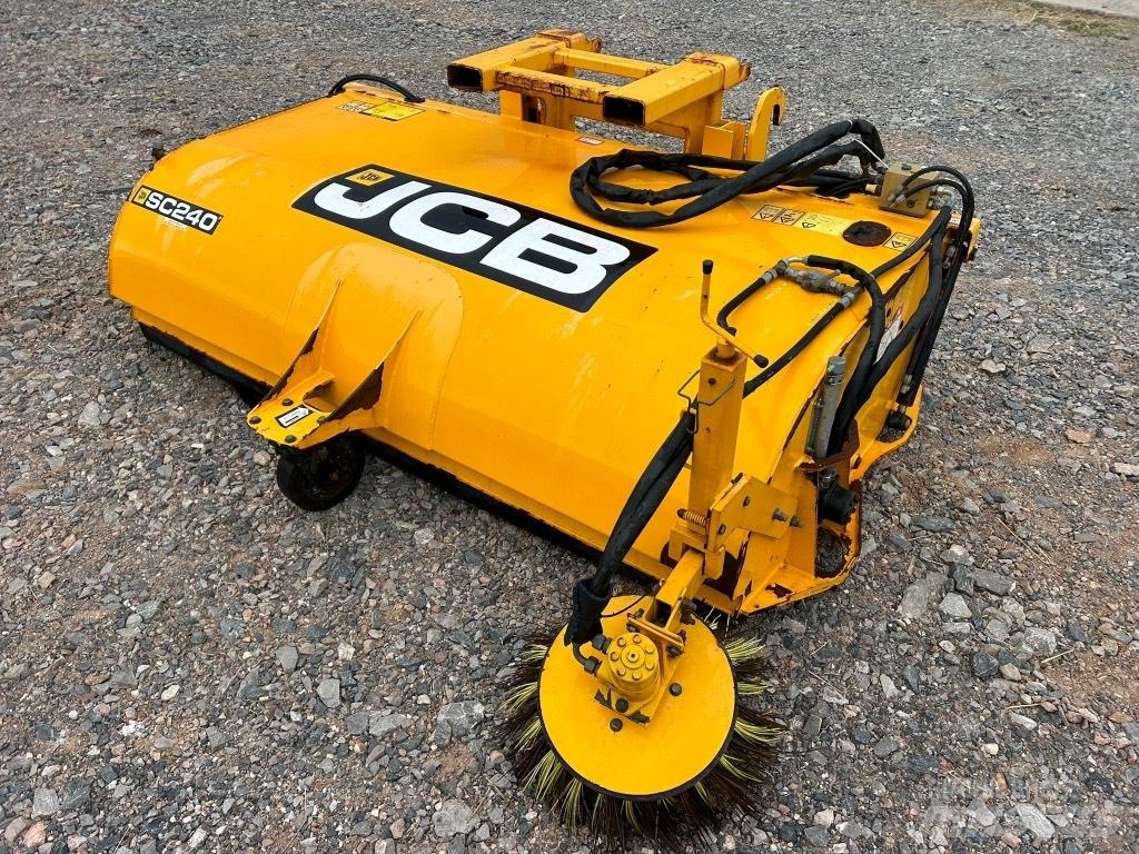 JCB SC 240 Balayeuse / Autolaveuse