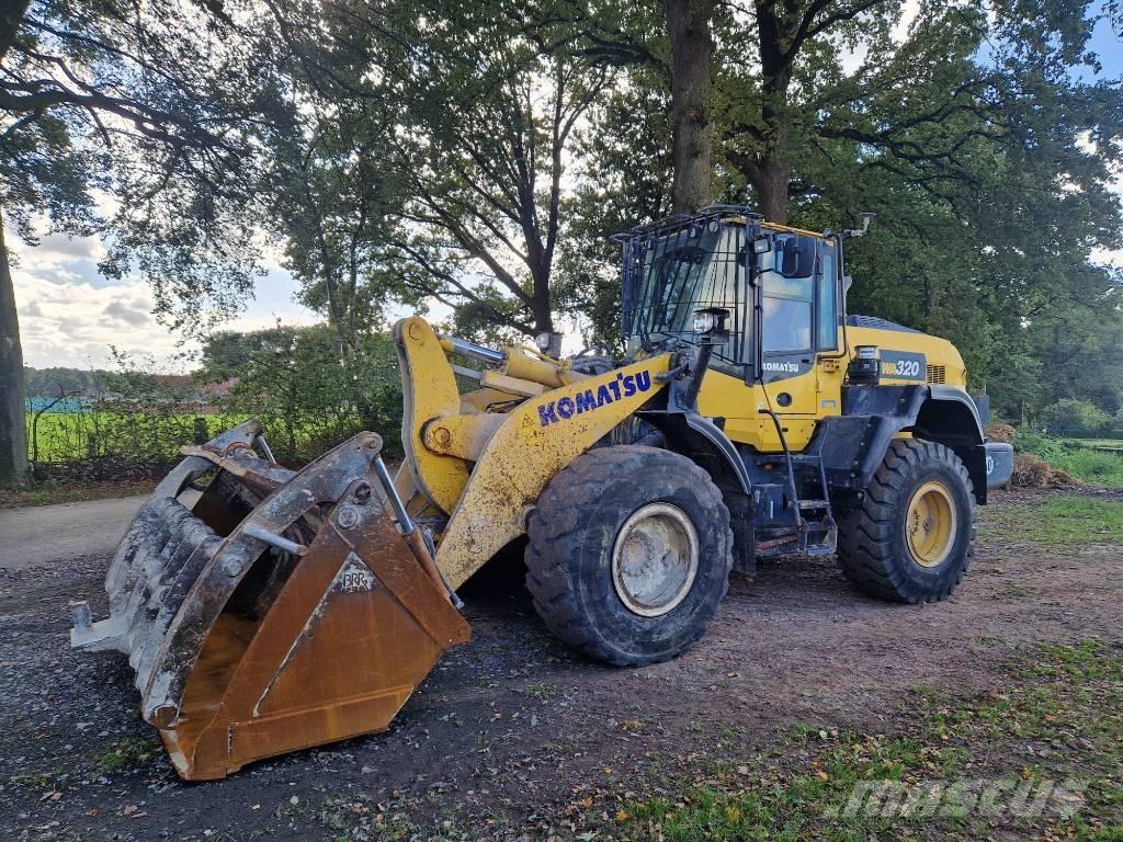 Komatsu WA 320-8 Chargeuse sur pneus