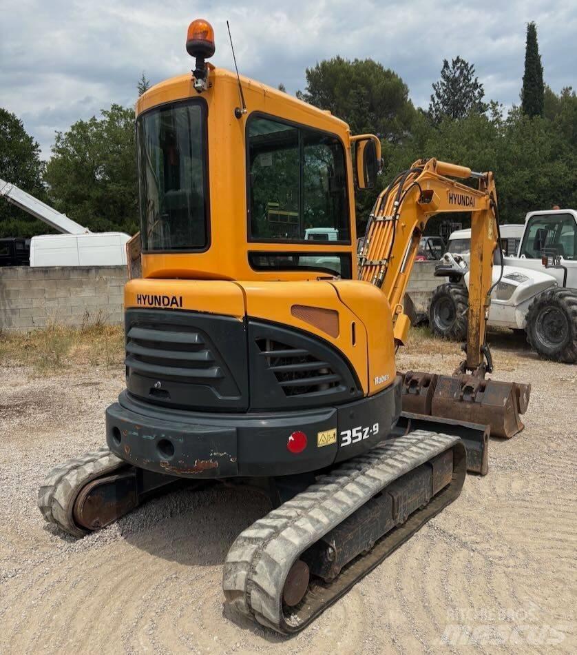 Hyundai R35Z-9 Mini pelle < 7t
