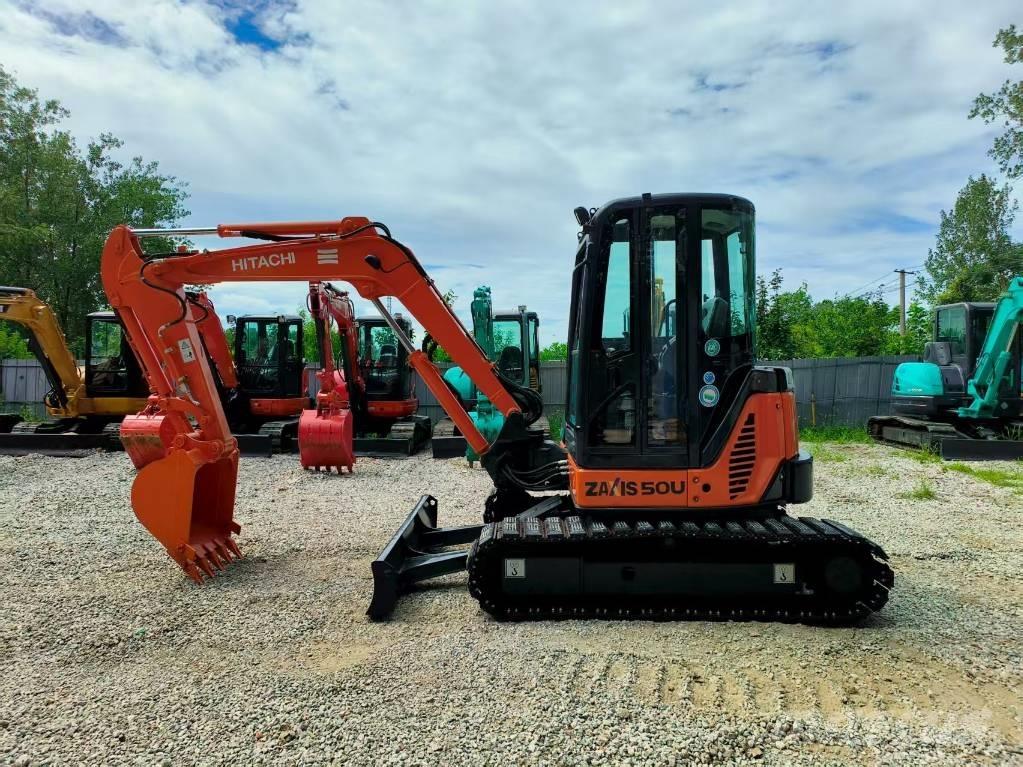 Hitachi ZX 50 U Mini pelle < 7t