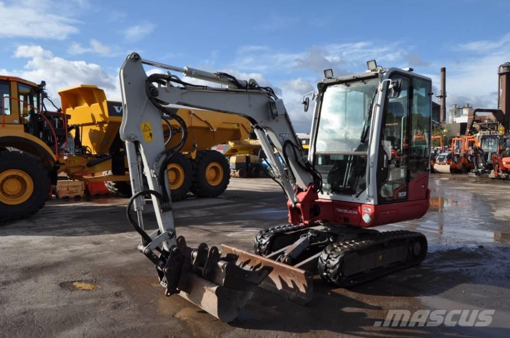 Takeuchi TB 230 Mini pelle < 7t