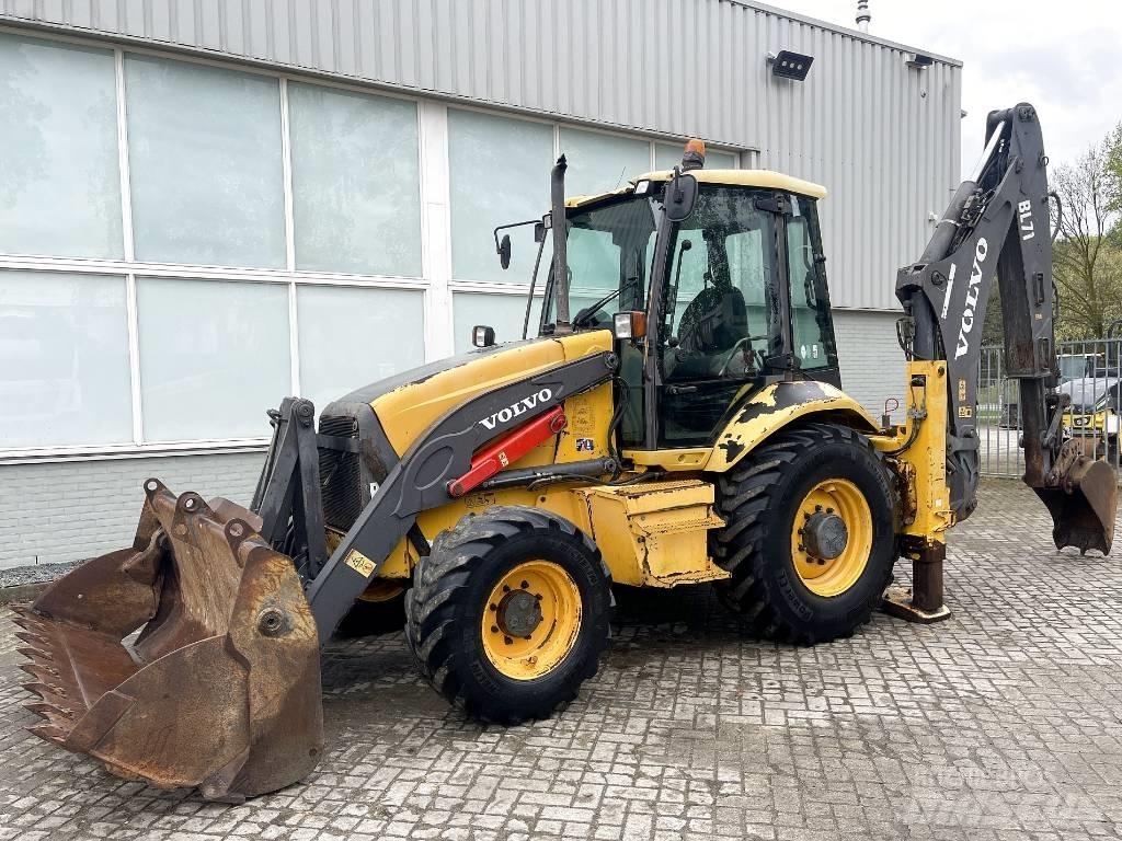 Volvo BL71 Tractopelle