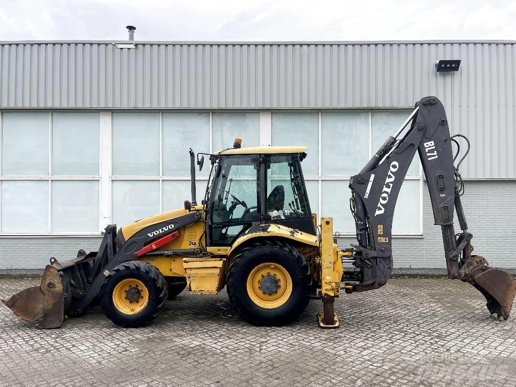 Volvo BL71 Tractopelle