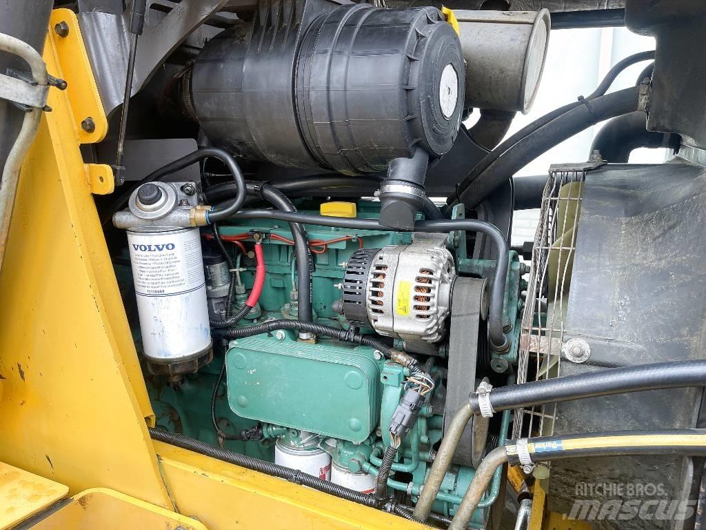 Volvo BL71 Tractopelle