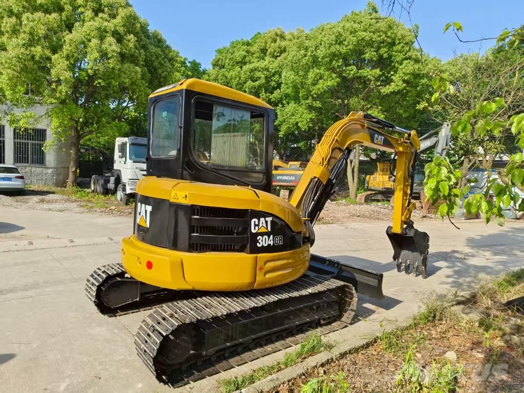 CAT 304 CR Mini pelle < 7t