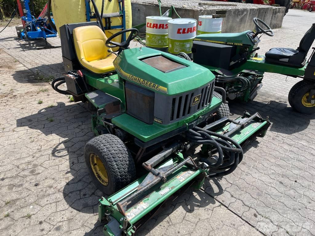 John Deere 2653 A Tondeuses montées