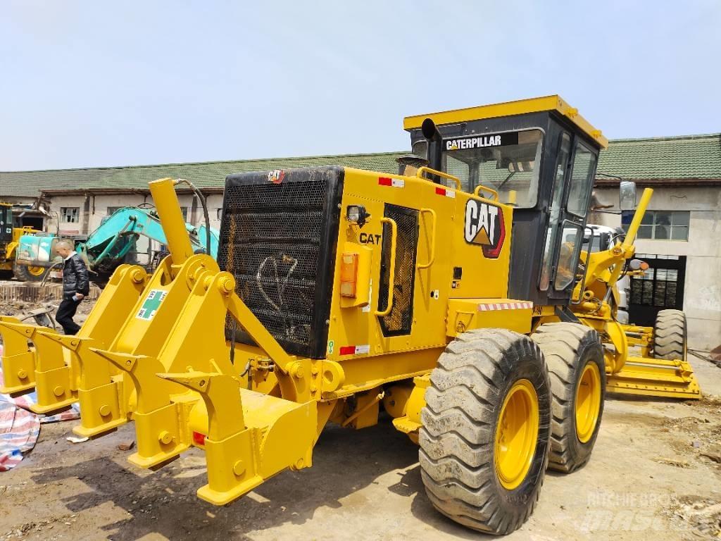 CAT 140 K Niveleuse