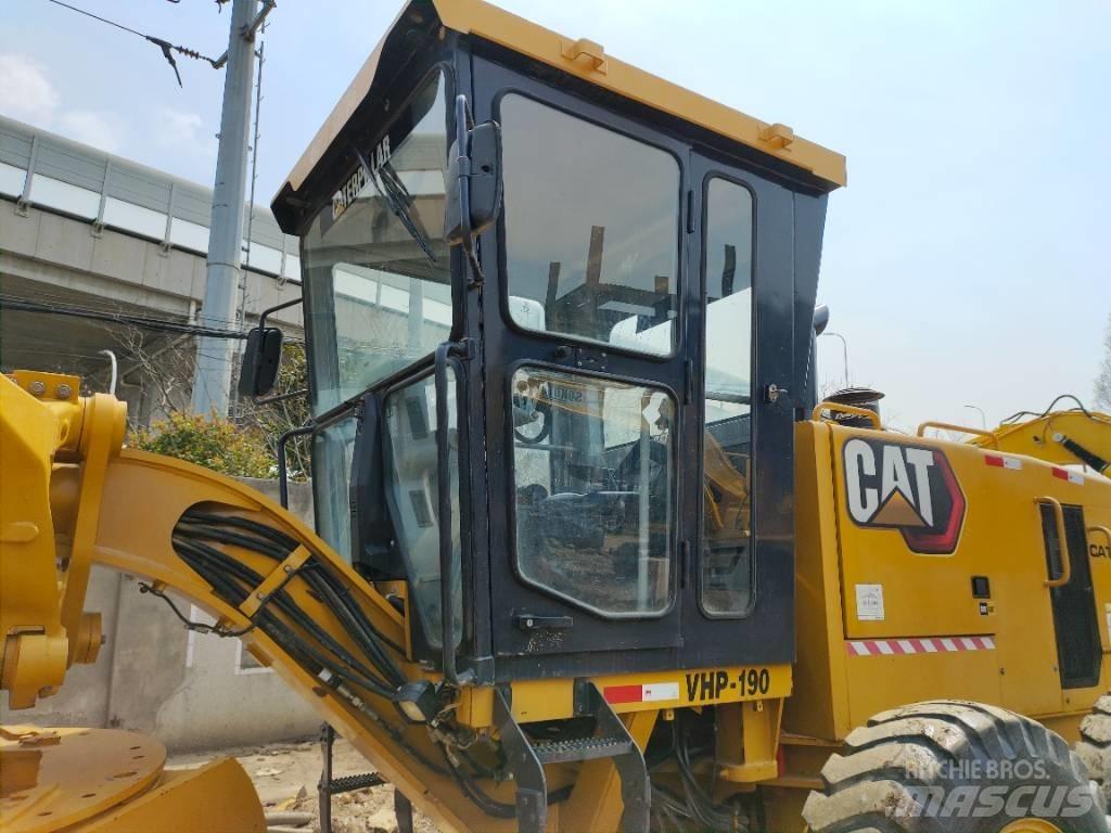 CAT 140 K Niveleuse