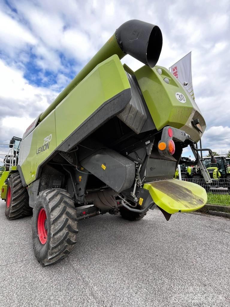 CLAAS Lexion 750 Moissonneuse batteuse
