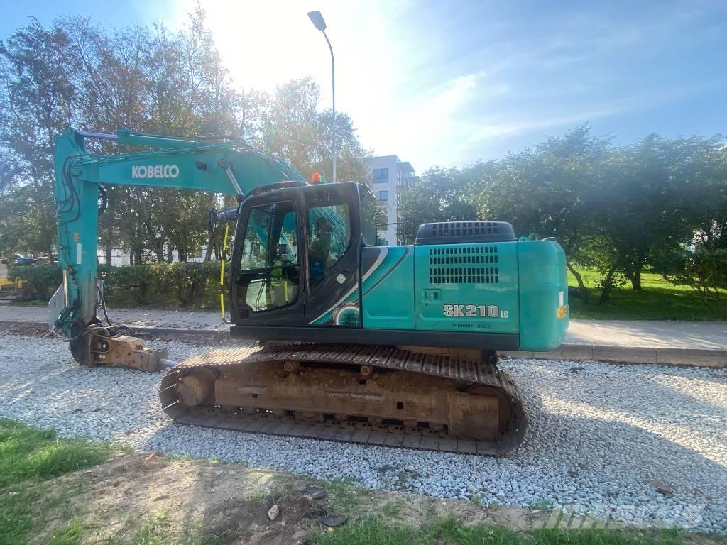 Kobelco SK 210 LC Pelle sur chenilles